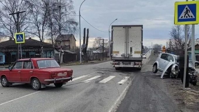 Реверс ввели на трассе «Байкал» из-за ДТП