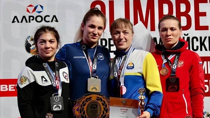Спортсменки из Бурятии завоевали две бронзы на чемпионате России по борьбе