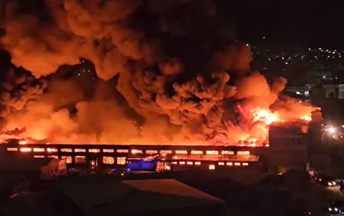 Крупный пожар в ТЦ «Гвоздь» в Улан-Удэ. Хронология событий