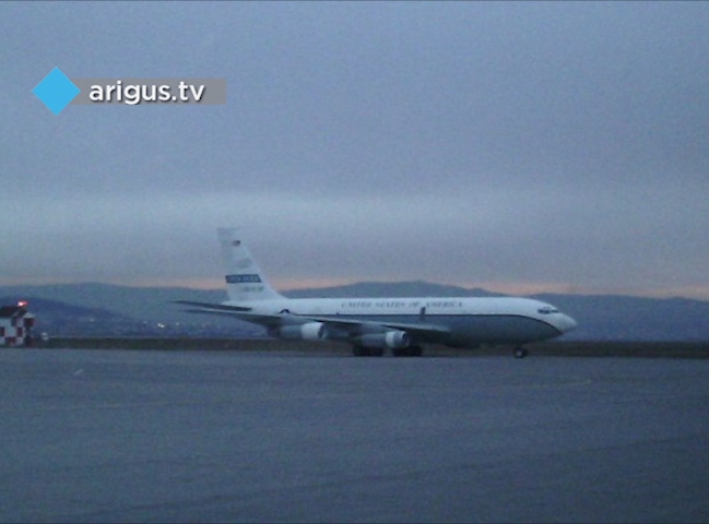 У американского самолёта-разведчика не закрылось шасси при взлёте в аэропорту Улан-Удэ