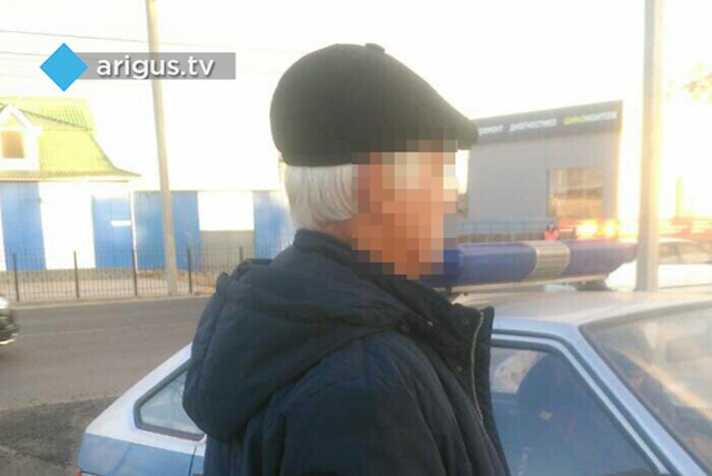 В Улан-Удэ из-за розыска педофила в отделы массово доставляют дедушек в «восьмиклинках» 