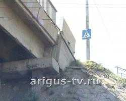 В Улан-Удэ стала опасной езда по мосту, в народе называемом «Новый»