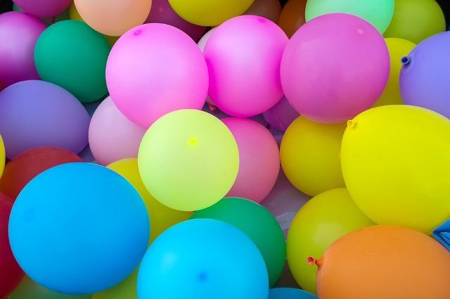 На выпускных и последних звонках в Бурятии запретят запускать в небо воздушные шары 