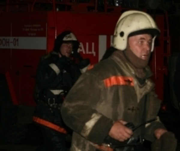 В Улан-Удэ ночью из горящего общежития эвакуировали 15 человек