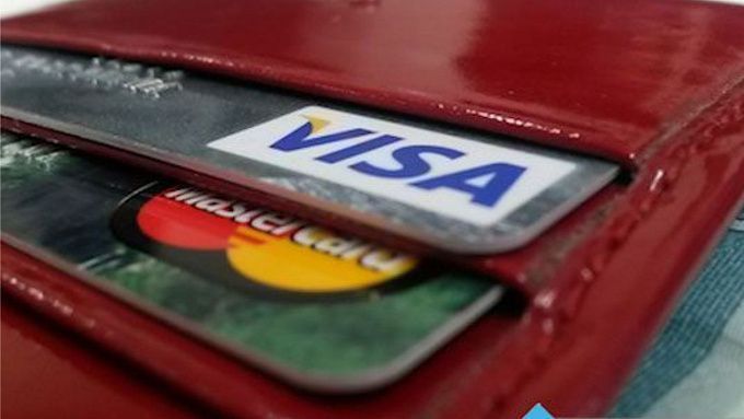 Улан-удэнка два года обворовывала пожилого родственника