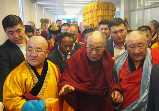 Далай-лама прибыл с визитом в Монголию