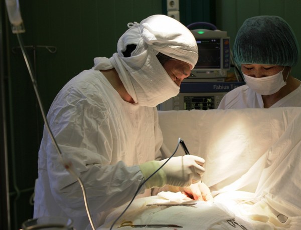 В Бурятии впервые провели операцию по уменьшению желудка пациентке с ожирением