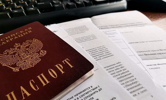 Хотел скрыть нарушения: экс-начальника отдела Бурятской таможни уволили за утрату доверия