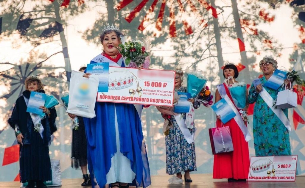 В Улан-Удэ инженер-экономист на пенсии стала королевой серебряного возраста