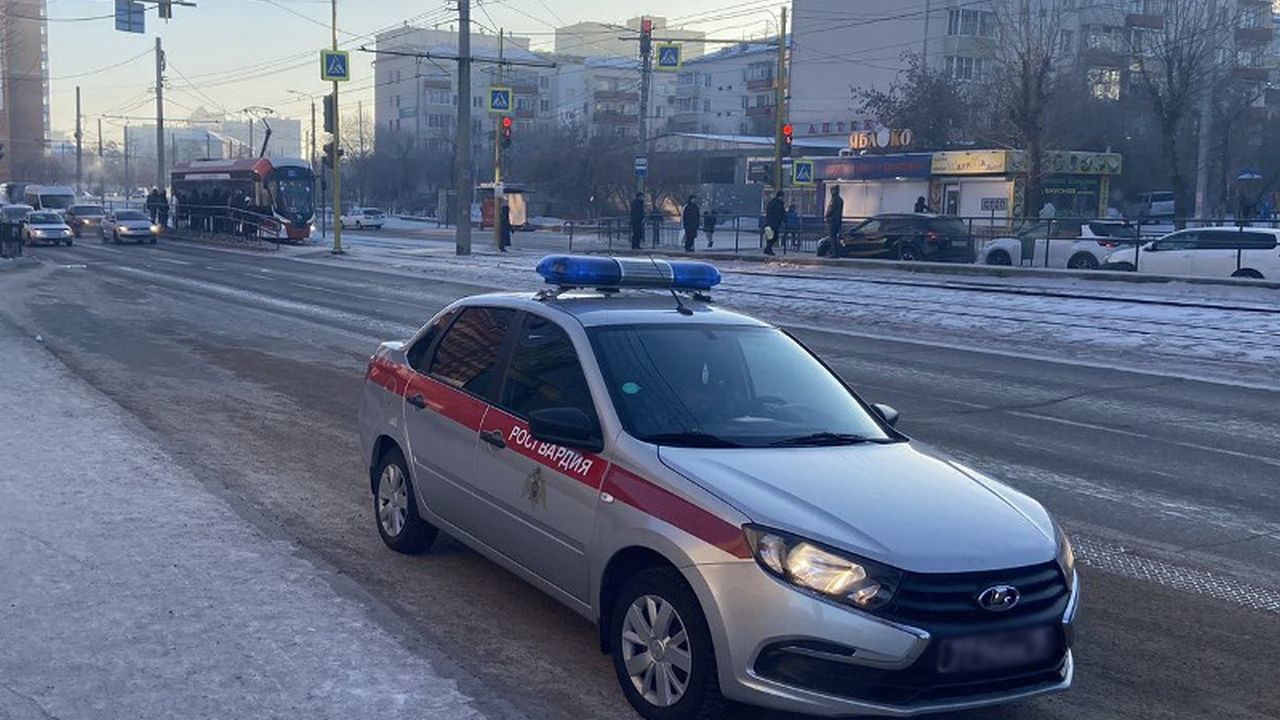 В Улан-Удэ задержали хулиганов, которые подрались в трамвае