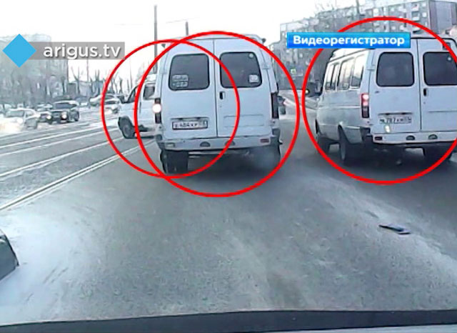 В Улан-Удэ четыре пассажира пострадали в ДТП с микроавтобусами