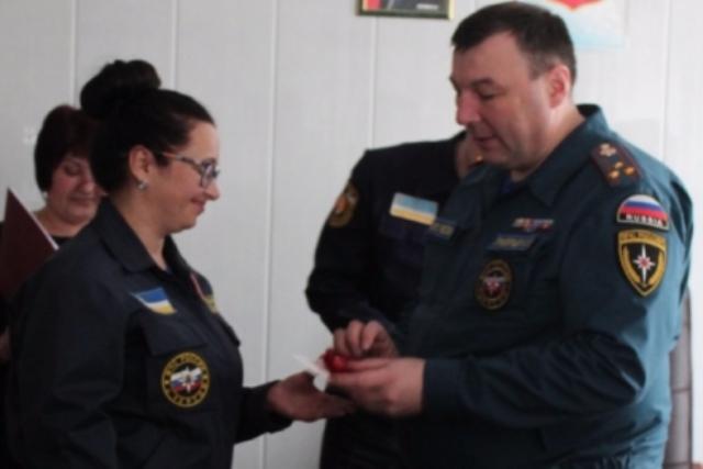 В Бурятии наградили пожарных, отстоявших Северомуйск во время огненной катастрофы