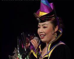 Известная всему монгольскому миру певица Сэсэгма даст сольный концерт в Улан-Удэ