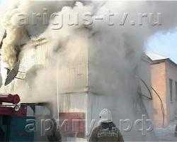 В Улан-Удэ произошел сильный пожар в здании воскресной школы Свято-Троицкого храма