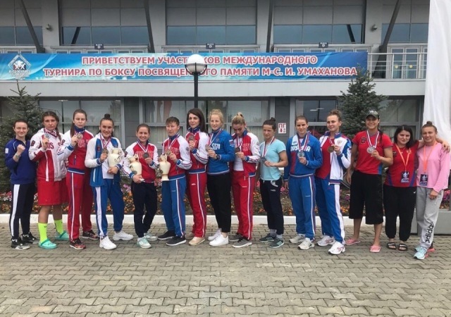Спортсменки из Бурятии завоевали золото международного турнира по боксу