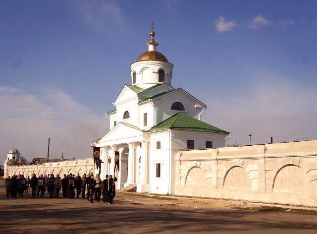 В Бурятии собирают деньги на «гостиницу» для паломников при Свято-Троицком монастыре