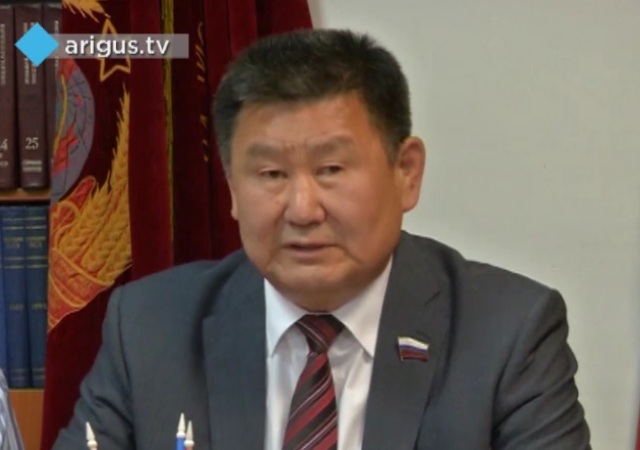 Коммунисты выдвинули Вячеслава Мархаева на выборы главы Бурятии