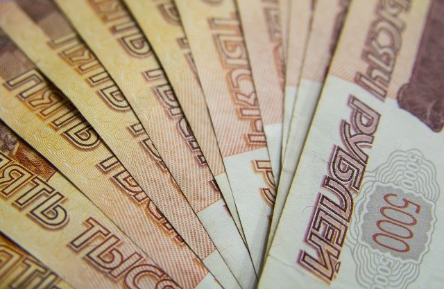 Долги россиян по алиментам превысили 150 млрд рублей