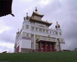 Самый большой в Европе буддийский храм находится в столице Калмыкии Элисте