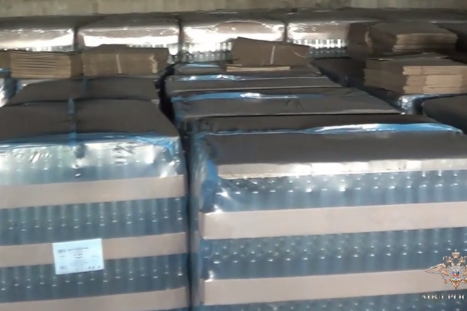 В Иркутской области перекрыли канал поставки суррогатного алкоголя в Бурятию