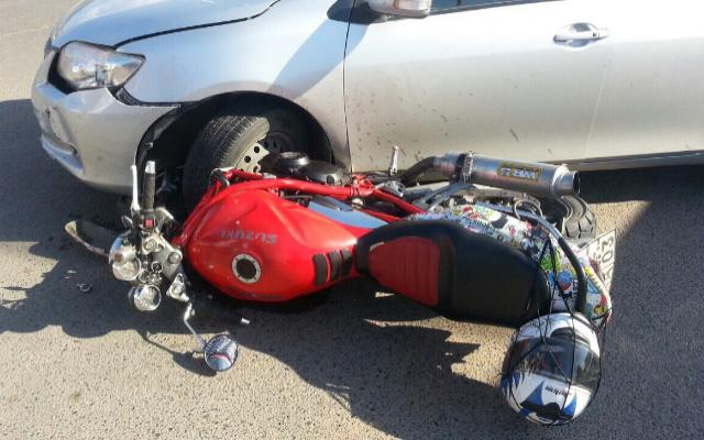 В Улан-Удэ неопытный водитель «Тойоты» сбил мотоциклиста (ФОТО)