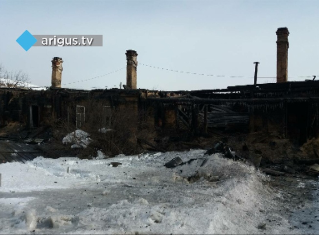 В Улан-Удэ произошел крупный пожар, восемь семей остались без крова