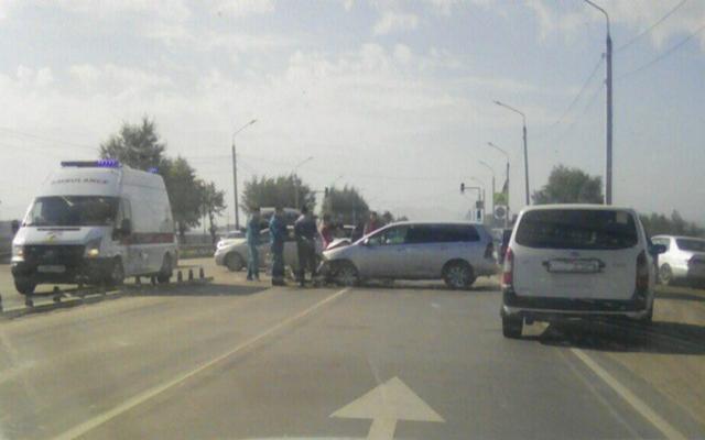 В Улан-Удэ на Левом берегу произошло сразу две аварии, образовалась пробка