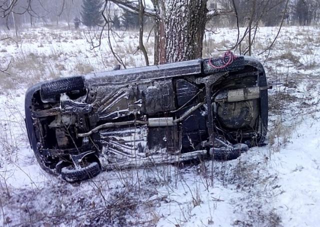 В Бурятии в опрокинувшемся автомобиле погиб водитель
