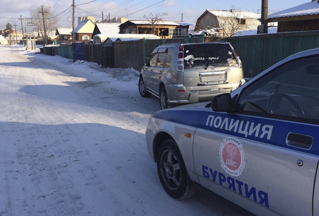 В Улан-Удэ очевидцы ДТП помогли задержать автомобиль виновника аварии