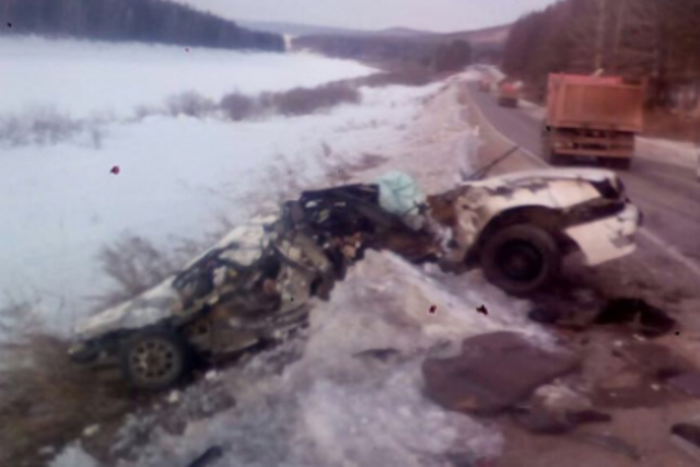 В Иркутской области в столкновении с «МАЗом» погибли четверо 