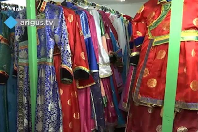 Улан-удэнцев приглашают на ярмарку бурятской одежды 