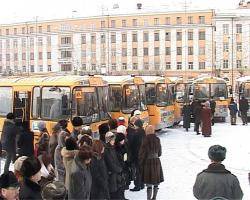 Автопарк 13 школ Бурятии пополнился собственными автобусами