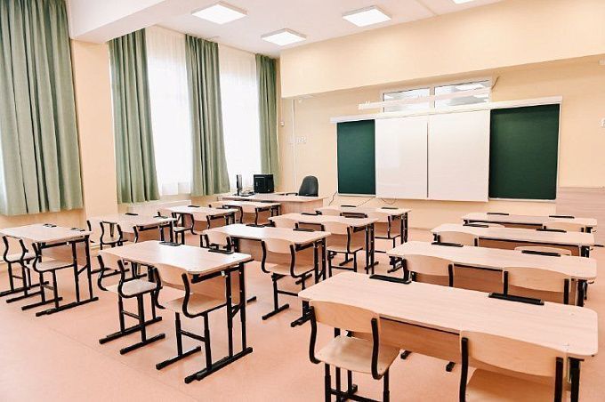 В Улан-Удэ выпускника удалили с ЕГЭ за телефон 