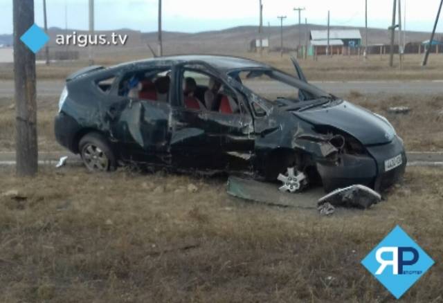 В Бурятии в перевернувшемся автомобиле погиб водитель