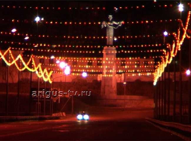 Вопрос уличного освещения и подсветки обсудили в администрации Улан-Удэ