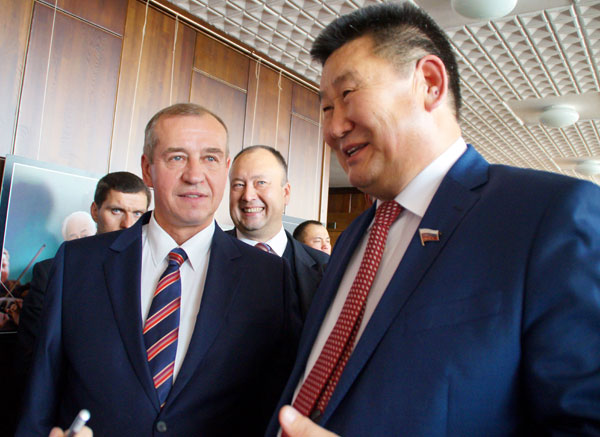 Вячеслав Мархаев официально утвержден сенатором от Иркутской области