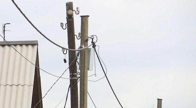 Энергетики заплатят штраф за низкое напряжение в электросетях в селе Бурятии