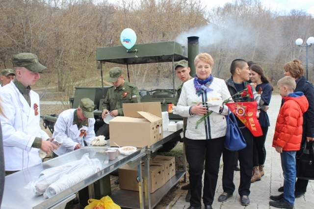 Жителей Улан-Удэ накормят солдатской кашей