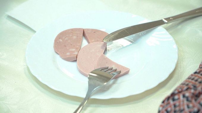 ДНК неизвестной курицы обнаружили в сервелате на прилавке в Улан-Удэ