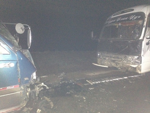 На трассе в Бурятии столкнулись два микроавтобуса: шесть пострадавших (ФОТО)