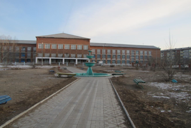 Школы Улан-Удэ могут перейти на обучение в четыре смены