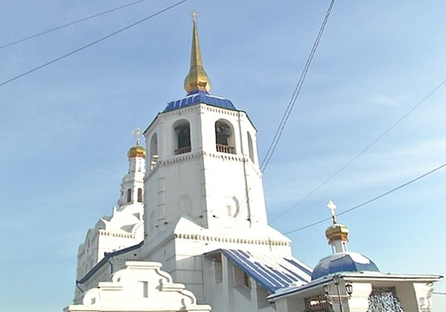 В Улан-Удэ задержали парней, «разгуливающих» по крыше собора