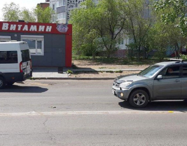 Мужчина попал под колеса автомобиля в Улан-Удэ