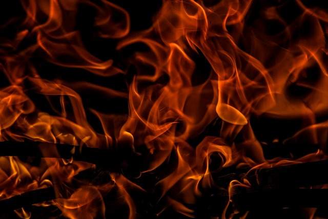 В Улан-Удэ на пожаре погибли женщина с 5-летним ребенком
