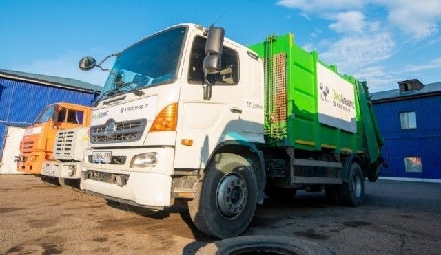 В Бурятии «ЭкоАльянсу» передали в пользование 4 мусоровоза