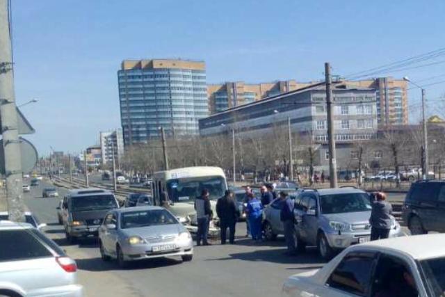 В Улан-Удэ произошло ДТП с участием автобуса (ФОТО)