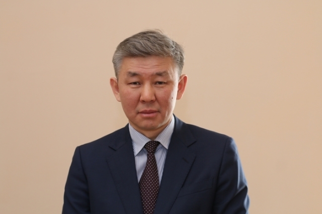 Экс-глава полпредства Бурятии вступил в гонку за кресло мэра Улан-Удэ