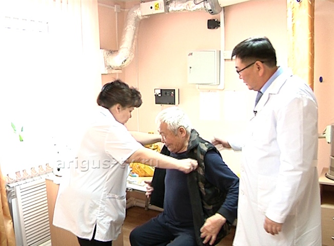 Школа по уходу за пожилыми людьми для родственников начала работать в Улан-Удэ