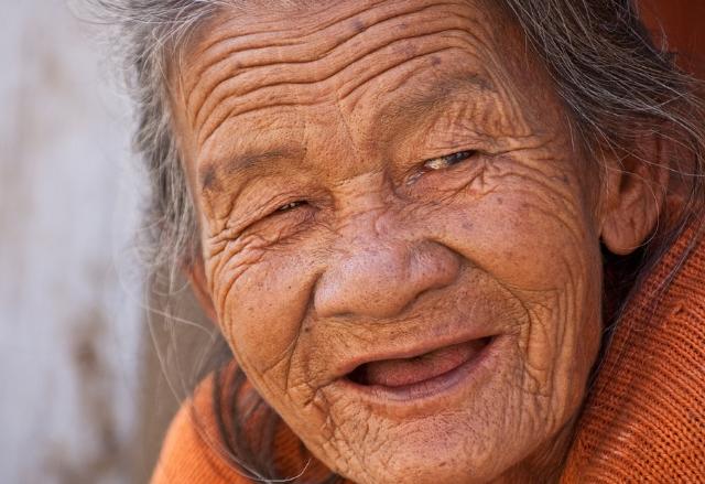 В Бурятии под особый контроль из-за лесных пожаров попадут бабушки, промышляющие черемшой