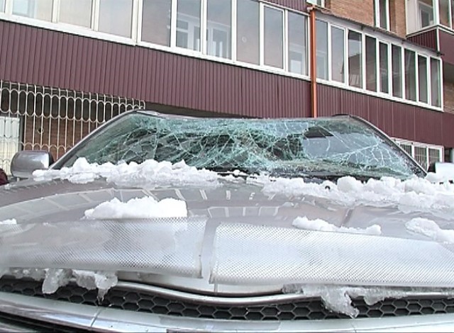 За разбитую льдом машину улан-удэнец отсудил более 100 тысяч